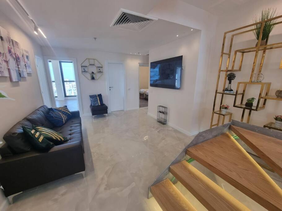 Jtower Royal Suites - The Penthouse - Alefimmoed Єрусалим Екстер'єр фото