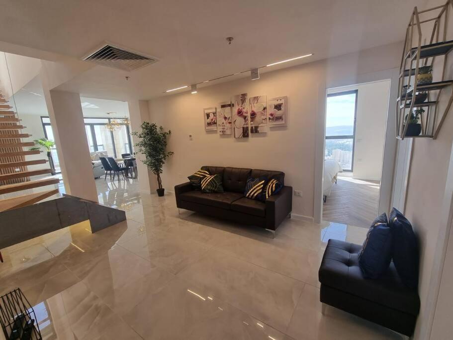 Jtower Royal Suites - The Penthouse - Alefimmoed Єрусалим Екстер'єр фото